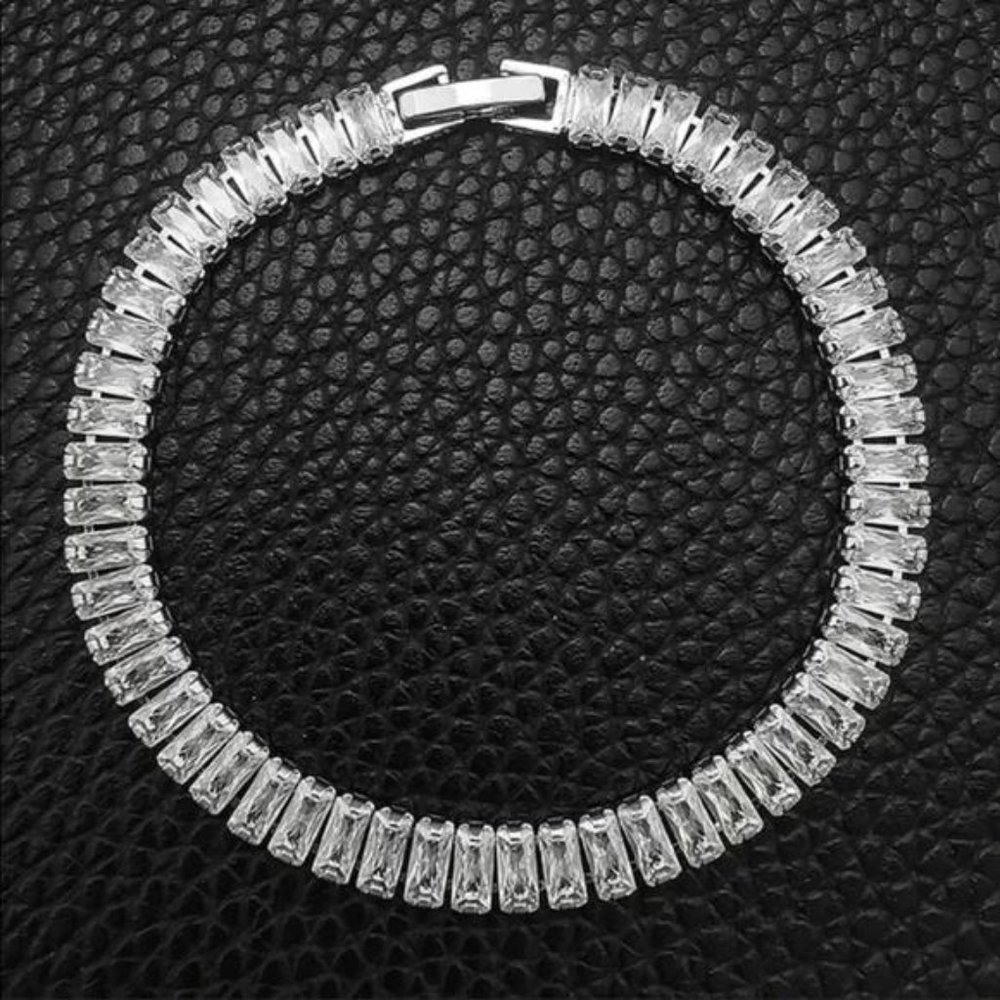 7” NEW 925 STERLING SILVER CUT DIAMOND BRACELET, NICE BRACELET, CUTE BRACELET.